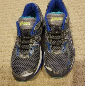 Asics gel running shoes